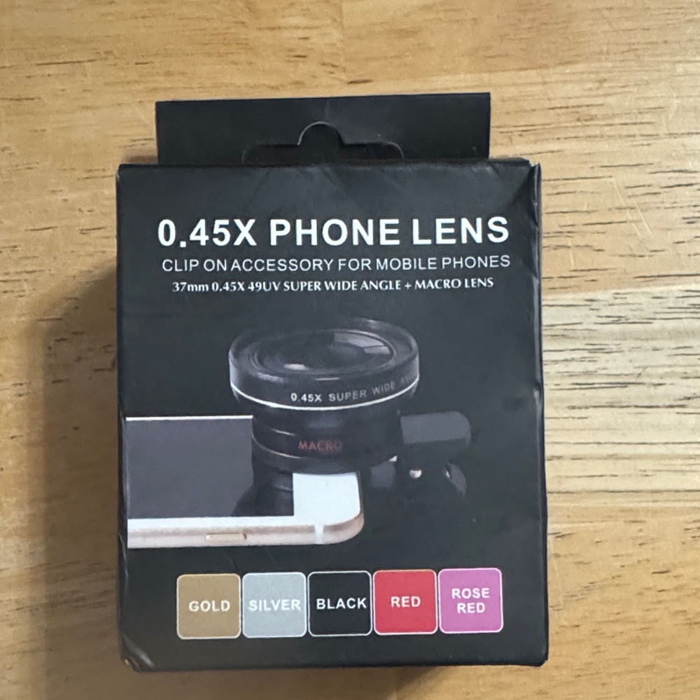 0.45X Phone Lens Clip-On Accessory